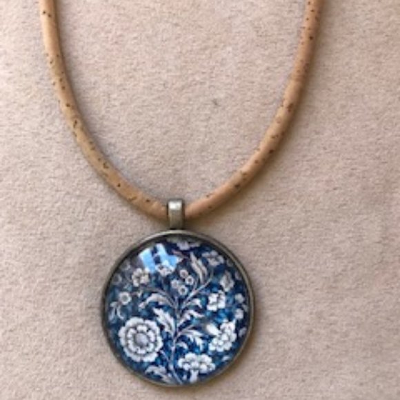 Jewelry - neckless